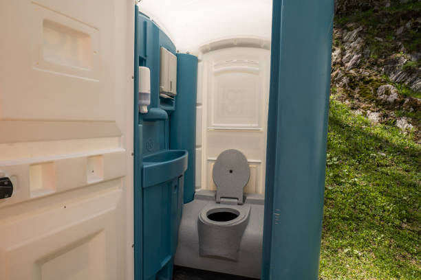 Best Portable Restroom Setup and Delivery  in Bayboro, NC